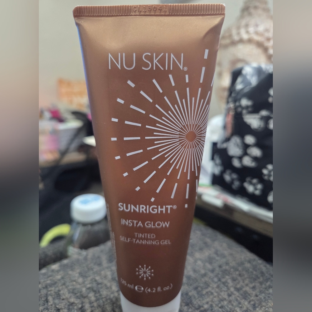 Nu Skin Sunright Insta Glow Tinted Self-Tanning Gel - Brown, USED ONCE